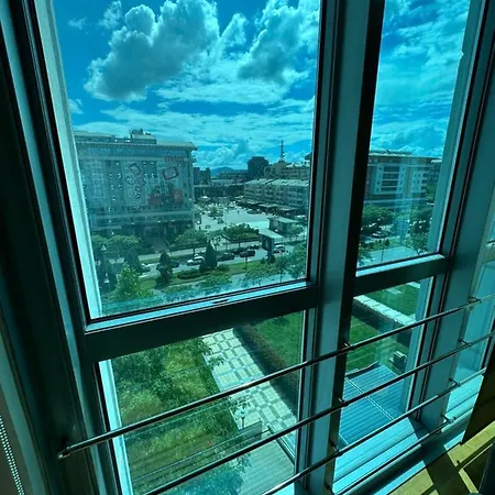 Great Location Two Bedroom Apatment 