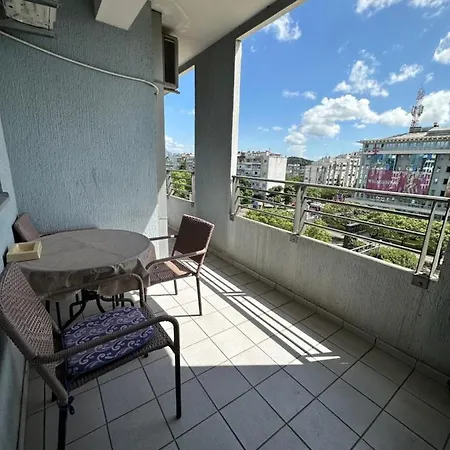 شقة Great Location Two Bedroom Apatment 