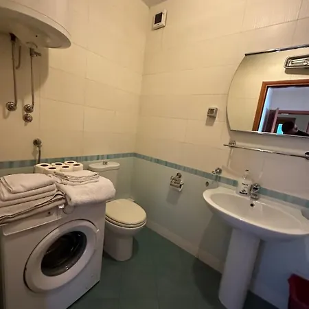 Lägenhet Great Location Two Bedroom Apatment 