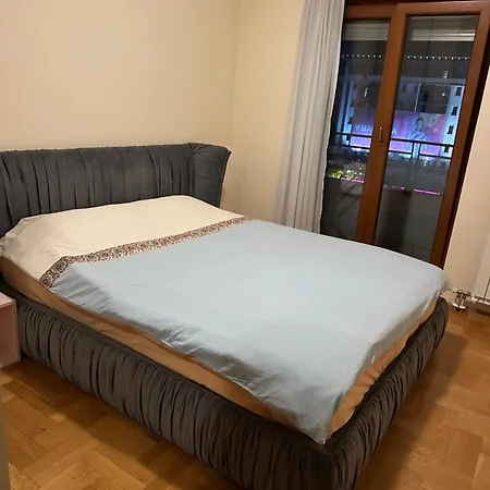 Great Location Two Bedroom Apatment 