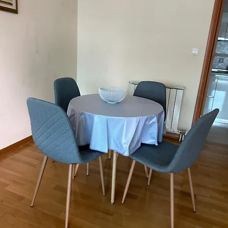 Great Location Two Bedroom Apatment 
