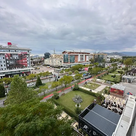 דירה Great Location Two Bedroom Apatment 