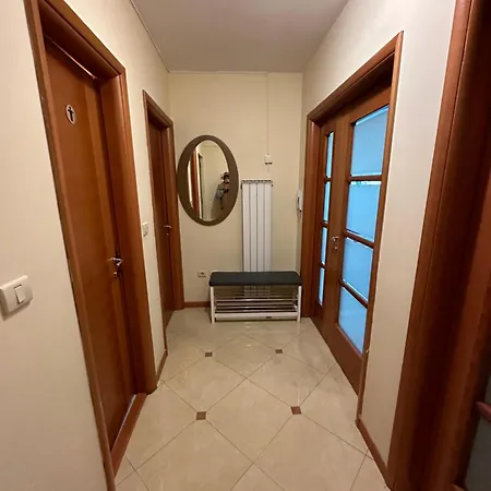 Great Location Two Bedroom Apatment 