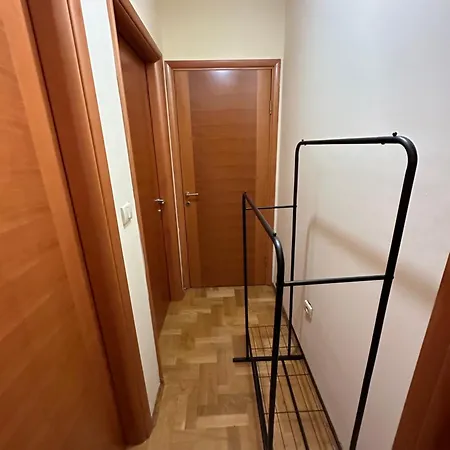 Great Location Two Bedroom Apatment 