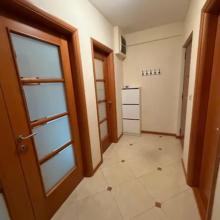 Great Location Two Bedroom Apatment 