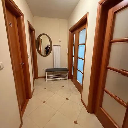 Great Location Two Bedroom Apatment 