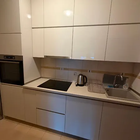 Great Location Two Bedroom Apatment 