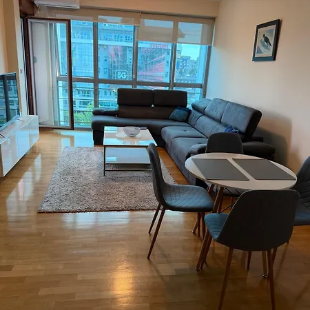 Great Location Two Bedroom Apatment 