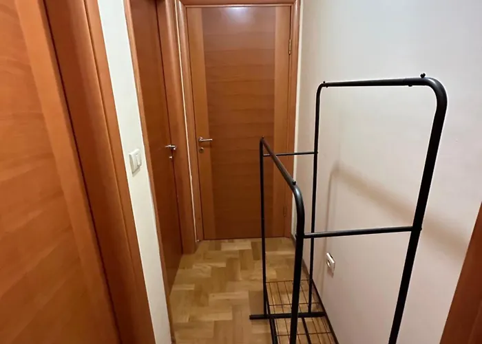 Great Location Two Bedroom Apatment 